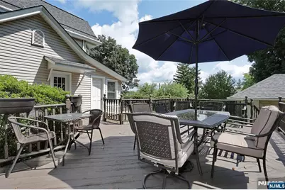 142 Wyckoff Avenue, Waldwick, NJ 07463 - Photo 34