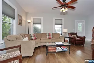 142 Wyckoff Ave, Waldwick, NJ 07463 - Photo 10