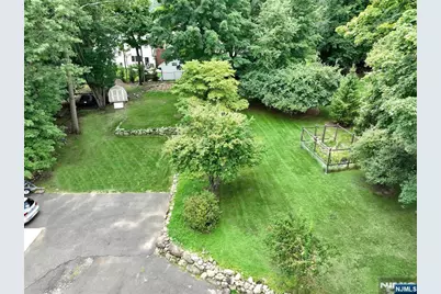 142 Wyckoff Avenue, Waldwick, NJ 07463 - Photo 42