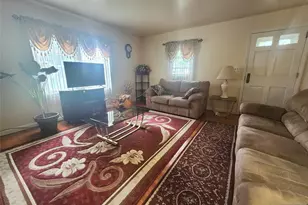 499 Jauncey Ave, Lyndhurst Township, NJ 07071 - Photo 10