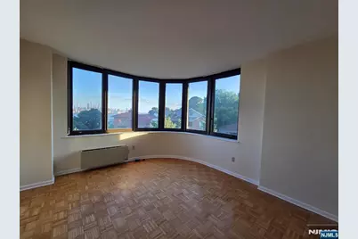 100 Carlyle Drive C04J #C04J, Cliffside Park, NJ 07010 - Photo 8