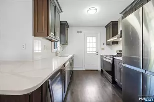 59 Colonial Pkwy, Dumont, NJ 07628 - Photo 10