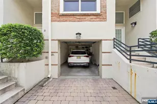 31 Grand Cove Way E31, Edgewater, NJ 07020 - Photo 26