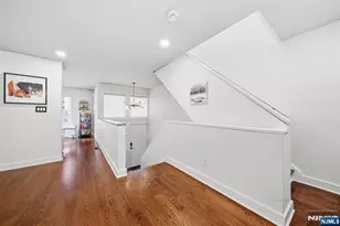 31 Grand Cove Way E31, Edgewater, NJ 07020 - Photo 8