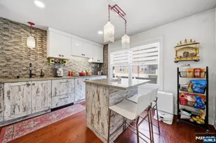 31 Grand Cove Way E31, Edgewater, NJ 07020 - Photo 4