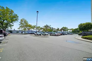 1055 River Road 312, Edgewater, NJ 07020 - Photo 44