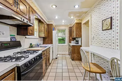 61 N Monroe Street, Ridgewood, NJ 07450 - Photo 6