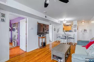 318 54th 4G, West New York, NJ 07093 - Photo 4