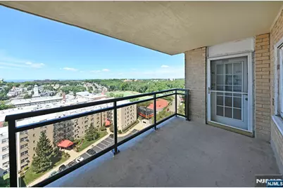 2200 N Central Road 14T #14T, Fort Lee, NJ 07024 - Photo 18