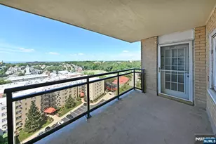 2200 N Central Road 14T, Fort Lee, NJ 07024 - Photo 18