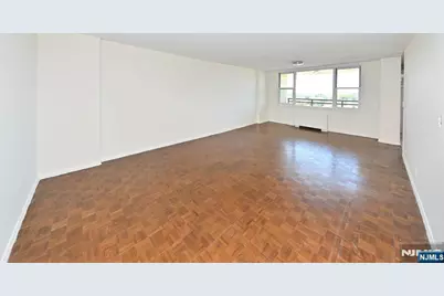 2200 N Central Road 14T #14T, Fort Lee, NJ 07024 - Photo 6