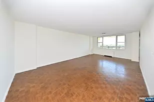 2200 N Central Road 14T, Fort Lee, NJ 07024 - Photo 6