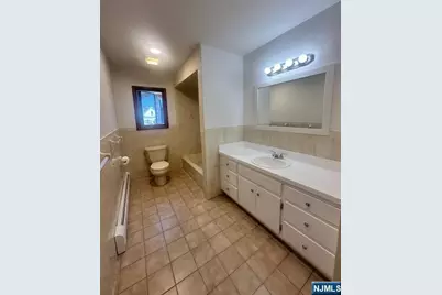124 Johnson Avenue 1 #1, Wallington, NJ 07057 - Photo 16