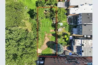 30 De Kalb Avenue, Jersey City, NJ 07306 - Photo 2