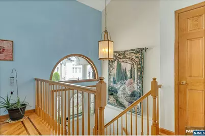 214 Van Buren Street, Lyndhurst Township, NJ 07071 - Photo 4