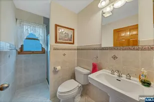 214 Van Buren St, Lyndhurst Township, NJ 07071 - Photo 18