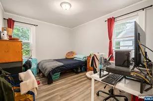 52 Thomas, Bloomfield, NJ 07003 - Photo 8