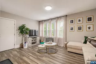 52 Thomas, Bloomfield, NJ 07003 - Photo 18