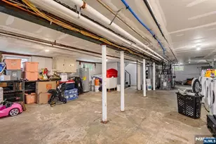 52 Thomas, Bloomfield, NJ 07003 - Photo 30