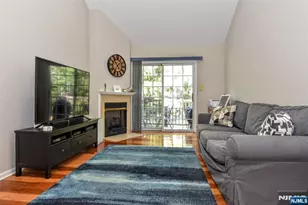 351 Cambridge Dr, Ramsey, NJ 07446 - Photo 8