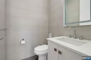 712 Undercliff Ave, Edgewater, NJ 07020 - Photo 20