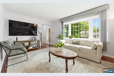 37 Forest Avenue, Nutley, NJ 07110 - Photo 2