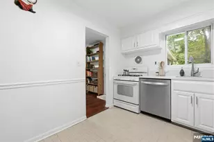 37 Forest Ave, Nutley, NJ 07110 - Photo 6