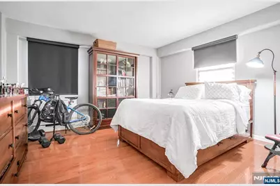8800 Jfk Blvd E 7E #7E, North Bergen, NJ 07047 - Photo 12