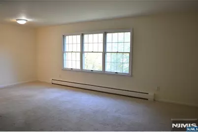 10 S Irving Street 10B #10B, Ridgewood, NJ 07450 - Photo 4