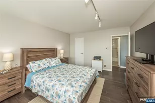 6040 Blvd East 6F, West New York, NJ 07093 - Photo 18