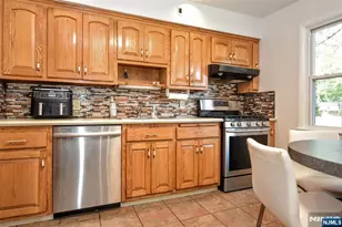 11 Kenyon Ct, Norwood, NJ 07648 - Photo 14