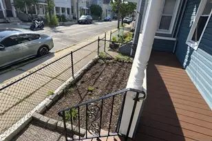 37 Lincoln Pl, Clifton, NJ 07011 - Photo 4