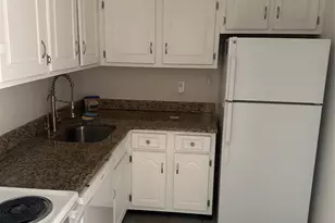 250 Gorge Road 7E, Cliffside Park, NJ 07010 - Photo 2