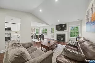 3 Juniper Ct 125, Clifton, NJ 07014 - Photo 2