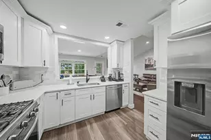 3 Juniper Ct 125, Clifton, NJ 07014 - Photo 12