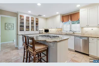 312 William Way, Wyckoff Township, NJ 07481 - Photo 8
