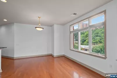 7400 River Road 438 #438, North Bergen, NJ 07047 - Photo 4