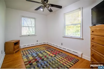 10 Locust Lane, Mahwah, NJ 07430 - Photo 10