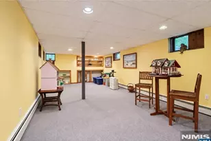 10 Locust Ln, Mahwah, NJ 07430 - Photo 18