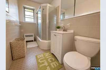 2350 Linwood Avenue 1G #1G, Fort Lee, NJ 07024 - Photo 10