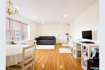 2350 Linwood Avenue 1G #1G, Fort Lee, NJ 07024 - Photo 4
