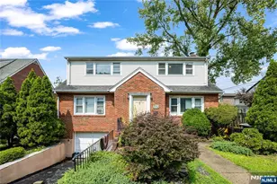 335 10th Street 2nd Fl, Palisades Park, NJ 07650 - Photo 2