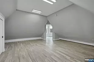 113 Oakwood Ave, Cliffside Park, NJ 07010 - Photo 16