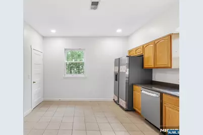35 16th Street, East Orange, NJ 07017 - Photo 24