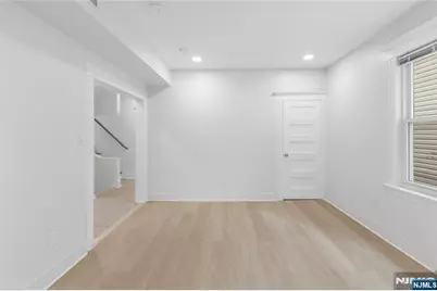 35 16th Street, East Orange, NJ 07017 - Photo 22