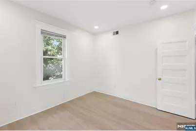 35 16th Street, East Orange, NJ 07017 - Photo 30