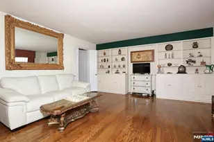 328 Ridgewood Ave, Ridgewood, NJ 07450 - Photo 20