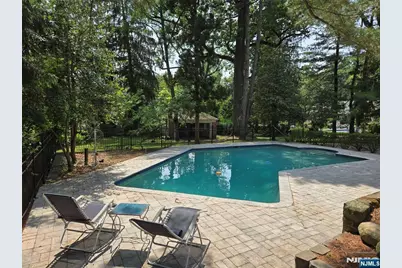 328 Ridgewood Avenue, Ridgewood, NJ 07450 - Photo 46
