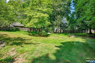 93 Ivy Ln, Englewood, NJ 07631 - Photo 24