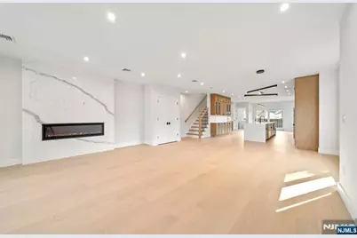 450 10th Street A #A, Fairview, NJ 07022 - Photo 8